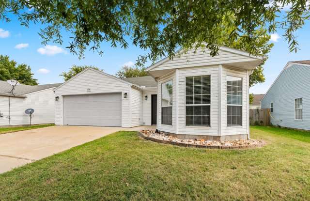 3 Bedroom 2 Bathroom home in Bentonville - 1206 Moonrise Street, Centerton, AR 72713