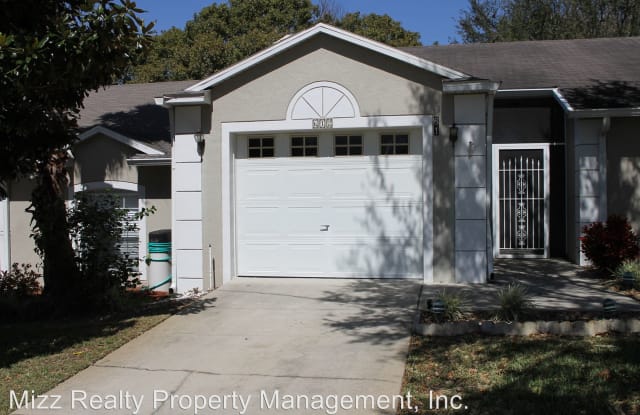612 Villa Ct. - 612 Villa Court, Clermont, FL 34711