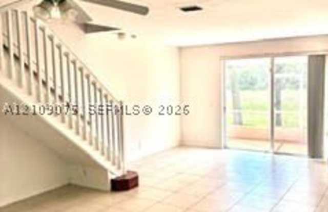 2319 Pasadena Way Gallery 2