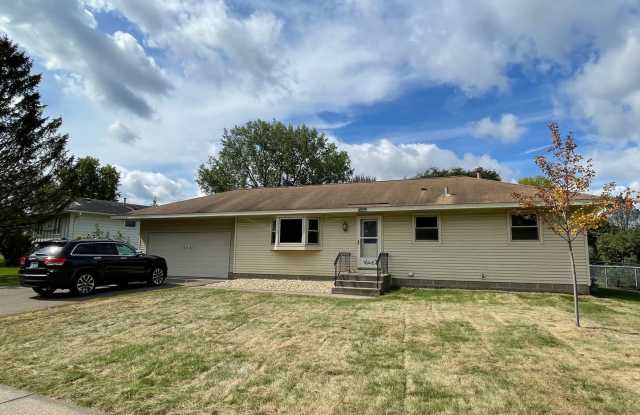 Single Family Home, Re Finished Hardwood Floors, 2 Car Garage, Fenced Yard - 16467 Foliage Avenue, Lakeville, MN 55068