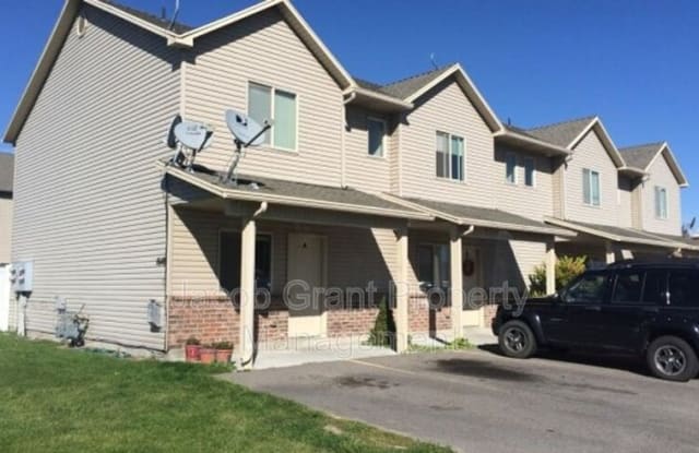 1580 N Stevens Ave photos photos