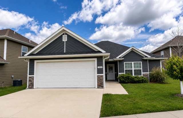 Beautiful Southern 4 BDR Home photos photos