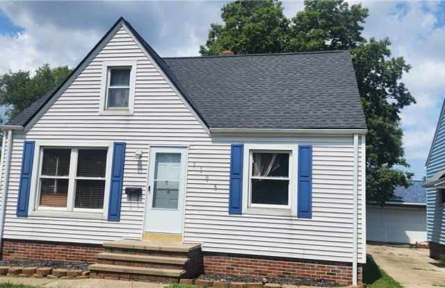 7106 Glencoe Avenue photos photos