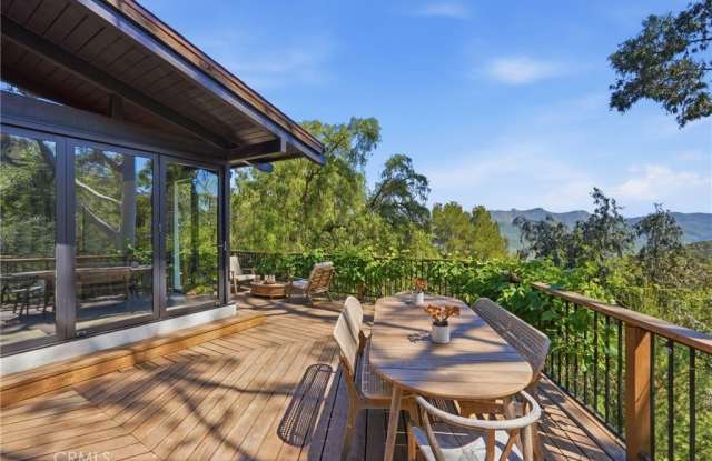 20110 Observation Drive photos photos