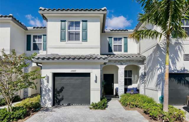 11887 NW 46th St photos photos
