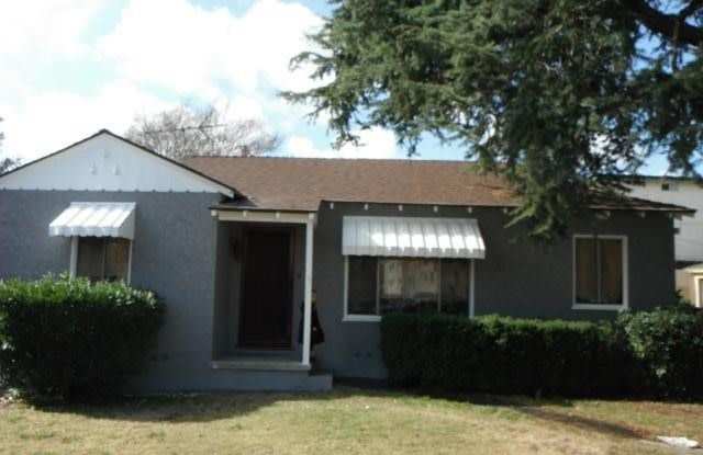 6343 Satsuma Avenue Gallery 2