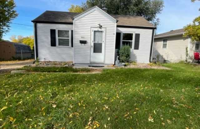 Coming Soon! - 1011 South Cleveland Avenue, Sioux Falls, SD 57103 Coming Soon! - 1011 South Cleveland Avenue, Sioux Falls, SD 57103