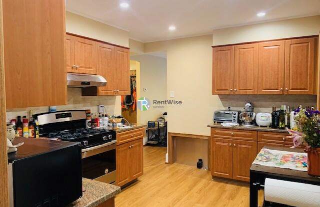41 Rogers Park Ave. photos photos