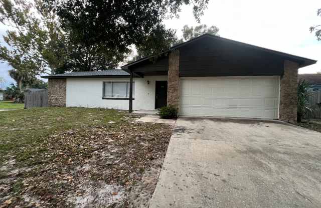 Charming and Spacious 3 Bedroom 2 Bath Home w/HUGE FENCED BACKYARD 2 Car Garage in Sanford AVAILABLE IMMEDIATELY - 422 Springview Drive, Sanford, FL 32773 Charming and Spacious 3 Bedroom 2 Bath Home w/HUGE FENCED BACKYARD 2 Car Garage in Sanford AVAILABLE IMMEDIATELY - 422 Springview Drive, Sanford, FL 32773