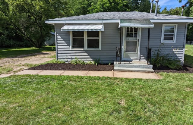 3800 E Michigan Ave - 3800 East Michigan Avenue, Jackson County, MI 49202