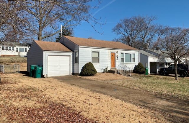 1441 Ballard Dr - 1441 Ballard Drive, Bellefontaine Neighbors, MO 63137