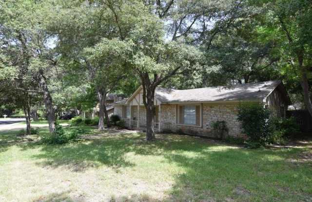 3210 Cottonwood Ln Gallery 2