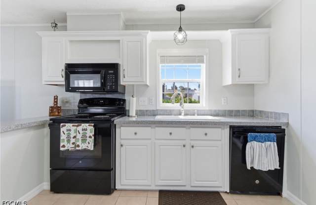 5558 Palm Beach Boulevard photos photos 5558 Palm Beach Boulevard photos photos