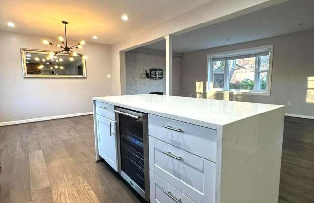 6910 ONTARIO Street - 6910 Ontario Street, West Springfield, VA 22152