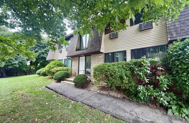 180 Colonial Road Gallery 2