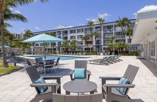Bermuda Cay Gallery 3