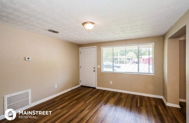 4243 Sharbeth Drive East Gallery 4