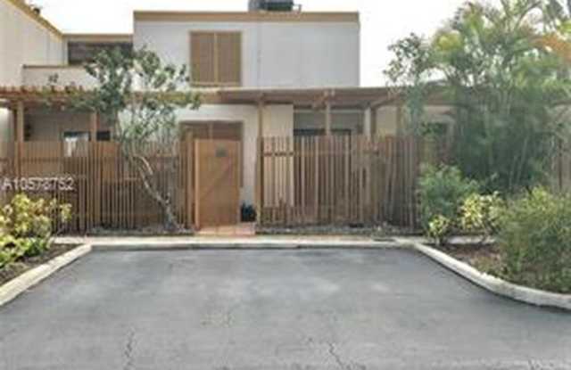 1166 Southwest 131st Place Circle North - 1166 Southwest 131st Place Circle North, Tamiami, FL 33184