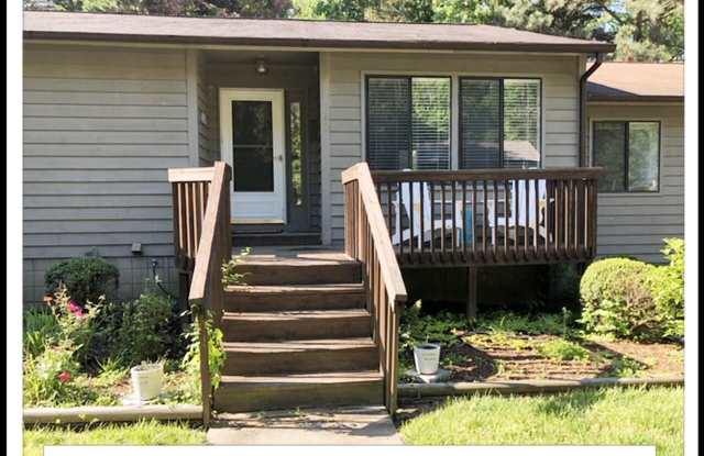 502 W Poplar Avenue photos photos