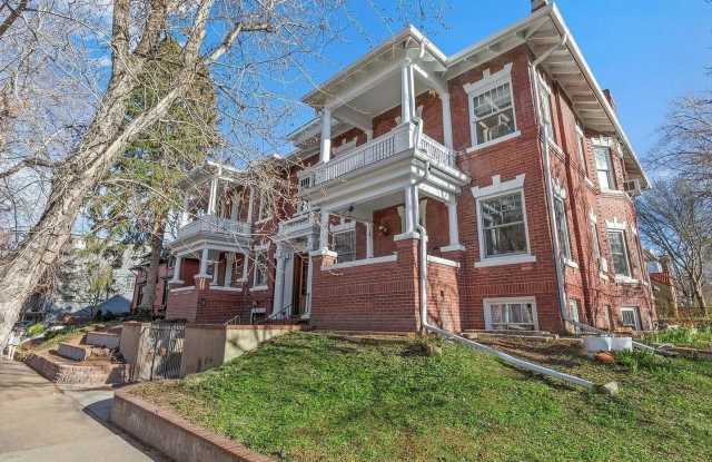 Charming 2BR Condo in Denver photos photos