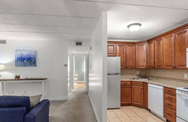 296 Commercial St. photos photos