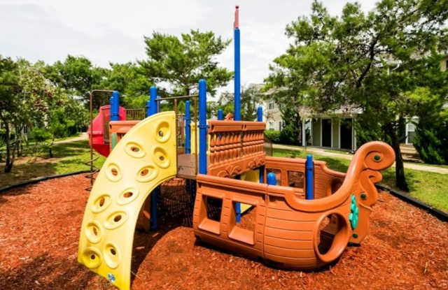 Nautilus Cove 2 Bedroom 2 Bath Gallery 3