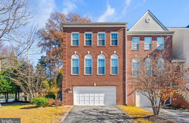 2901 MAINSTONE Drive - 2901 Mainstone Drive, Merrifield, VA 22031