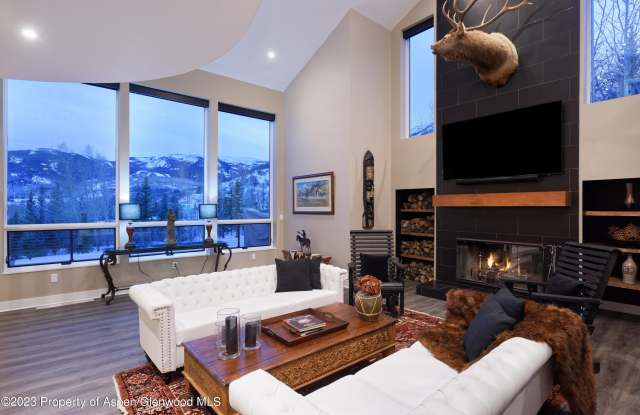 888 Horse Ranch Drive Gallery 2