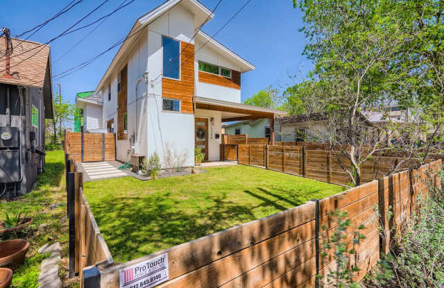 Home for Lease In East Downtown Austin Holly District - 2308 Santa Rosa Street, Austin, TX 78702