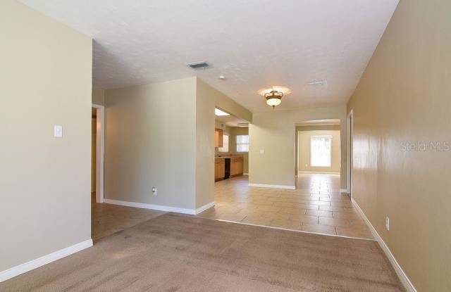 1224 LORIE CIRCLE Gallery 2