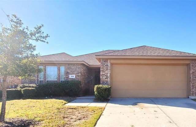 818 Hazels Way photos photos
