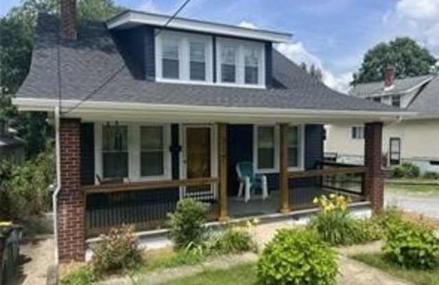 317 Bellevue Rd photos photos