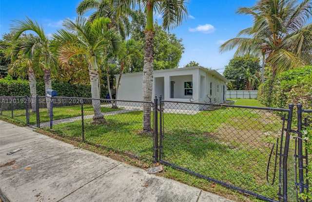 5917 SW 62nd Ter Gallery 3