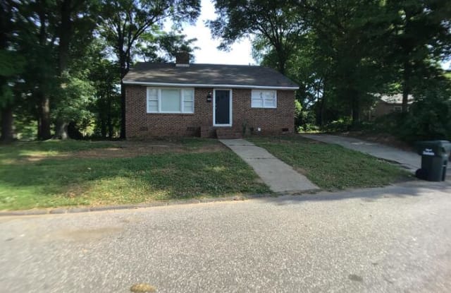 200 East Page Avenue - 200 East Page Avenue, Gastonia, NC 28052