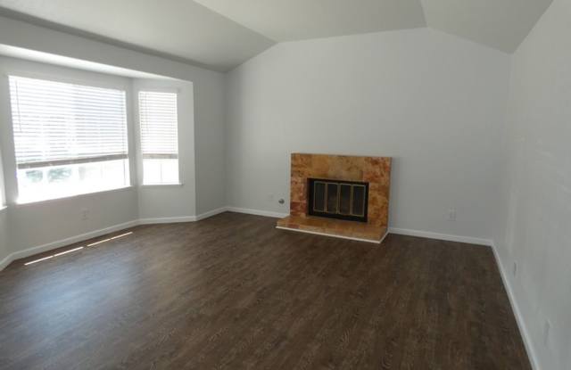 Spacious Orcutt Area Home in Gated Community Gallery 4