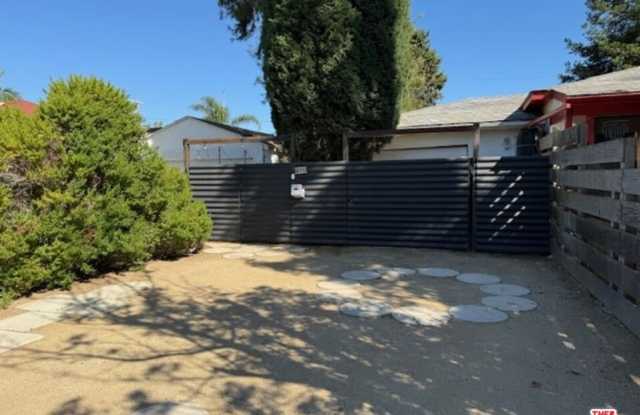 1334 Morningside Way - 1334 Morningside Way, Los Angeles, CA 90291