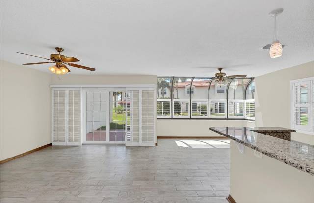 136 FLORIDA SHORES Boulevard Gallery 4
