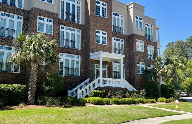 144 Fairbanks Oak Alley photos photos
