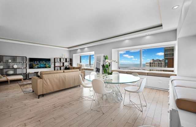 1435 Brickell Ave photos photos