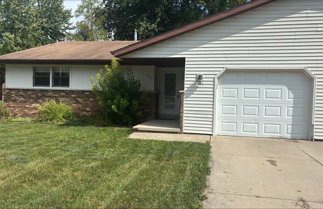 3124 North Bluemound Drive - 3124 North Bluemound Drive, Outagamie County, WI 54914