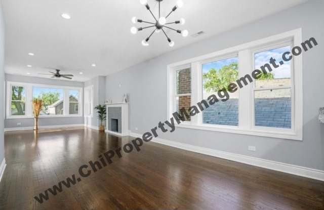 4706 West Superior St. Gallery 4