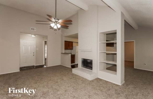 2302 Peaceful Valley Drive Gallery 3