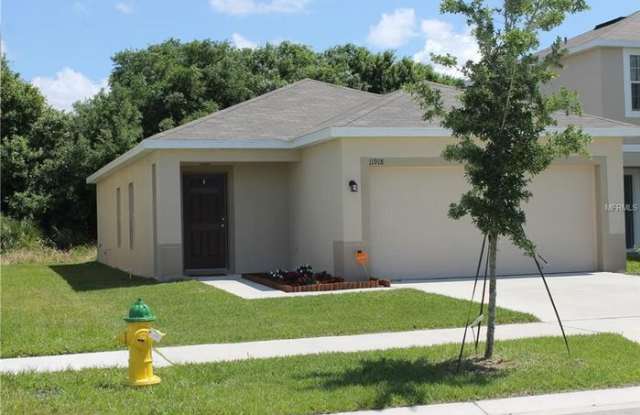 11918 Grand Kempston Dr - 11918 Grand Kempston Drive, Gibsonton, FL 33534