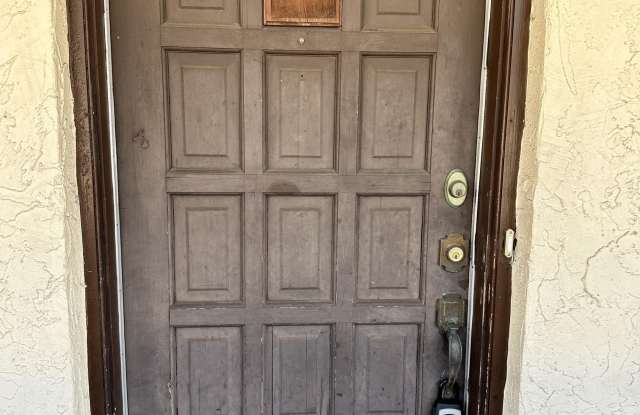 1647 EL CAMINO Road unit: 6 photos photos