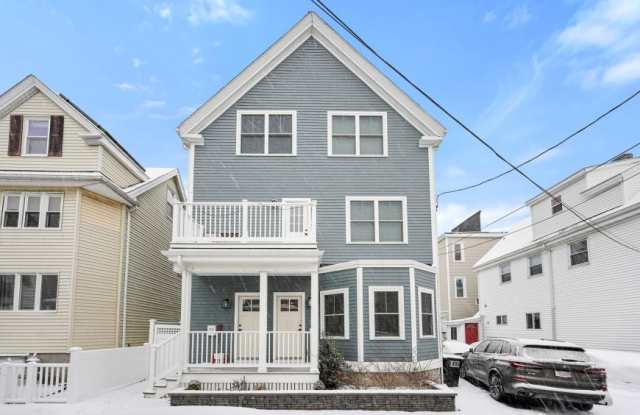 22 Henderson St. Gallery 2