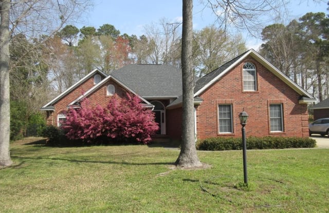 2035 Golfair Rd - 2035 Golfair Road, Sumter, SC 29154