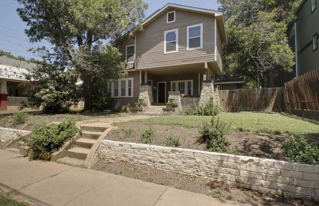 UT PRE-LEASE: West Campus / Walking Distance to UT photos photos