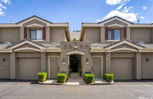 Tanamera 1 bedroom special! photos photos