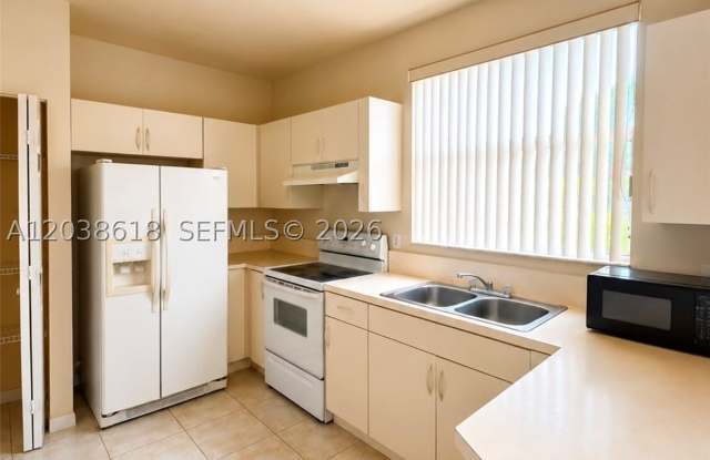 641 E Mowry Ct Gallery 3