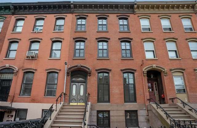 155 GRAND ST photos photos